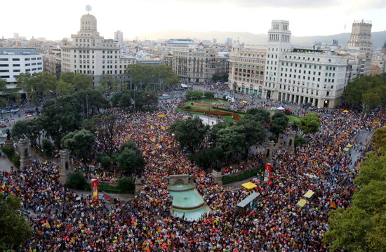 Protest to remember October 1 one year later in the center of Barcelona on October 1, 2018 (by Pau Cortina)